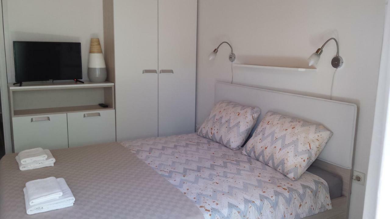 Apartment Dinko ツレス エクステリア 写真